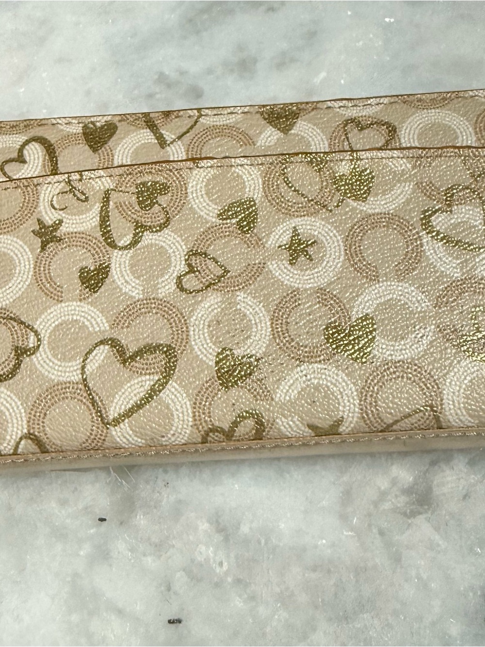 Coach Waverly Signature Hearts Accordion Zip Wallet š¤ - Picture 7 of 14